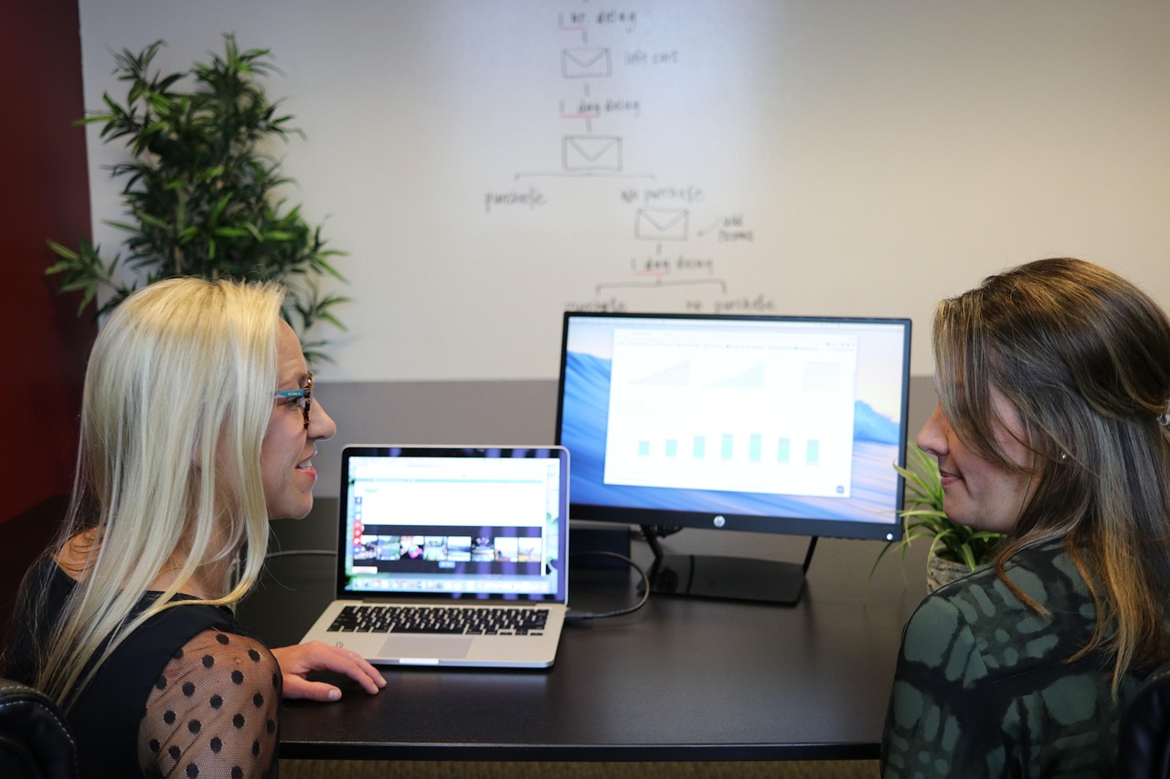 Choose eFill Trainings for Website Development Course